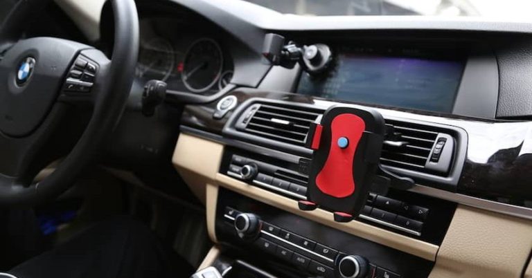 8 Best Essential Car Accessories and Their Uses You Must Know